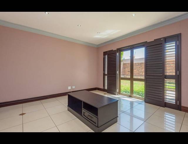 3 BEDROOM HOUSE FOR SALE IN MEYERSDAL